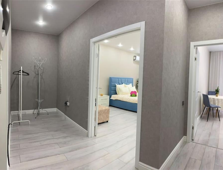 Vip Апартаменты В Центре Города Qostanay Exterior foto